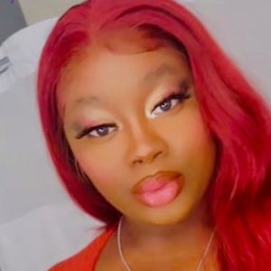 Meet your Posher, Daneisha